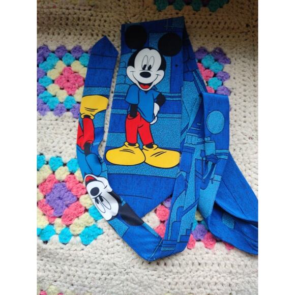 Disney Mickey Mouse Mickey & Co Silk Tie, 100% Silk Made in Italy - Picture 5 of 5